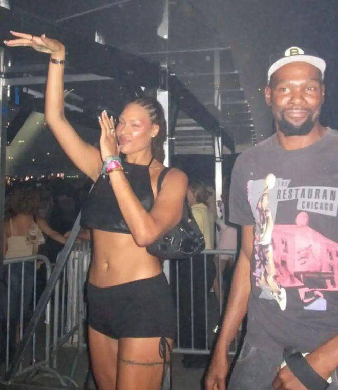 开始吧, 她是WNB, 杜兰特脱单 开始吧, 她是WNB, 杜兰特脱单