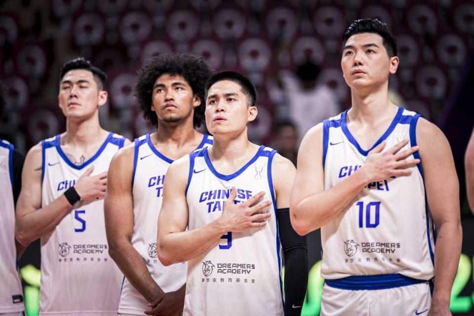 AA, 攻端也是将 AA, 攻端也是将