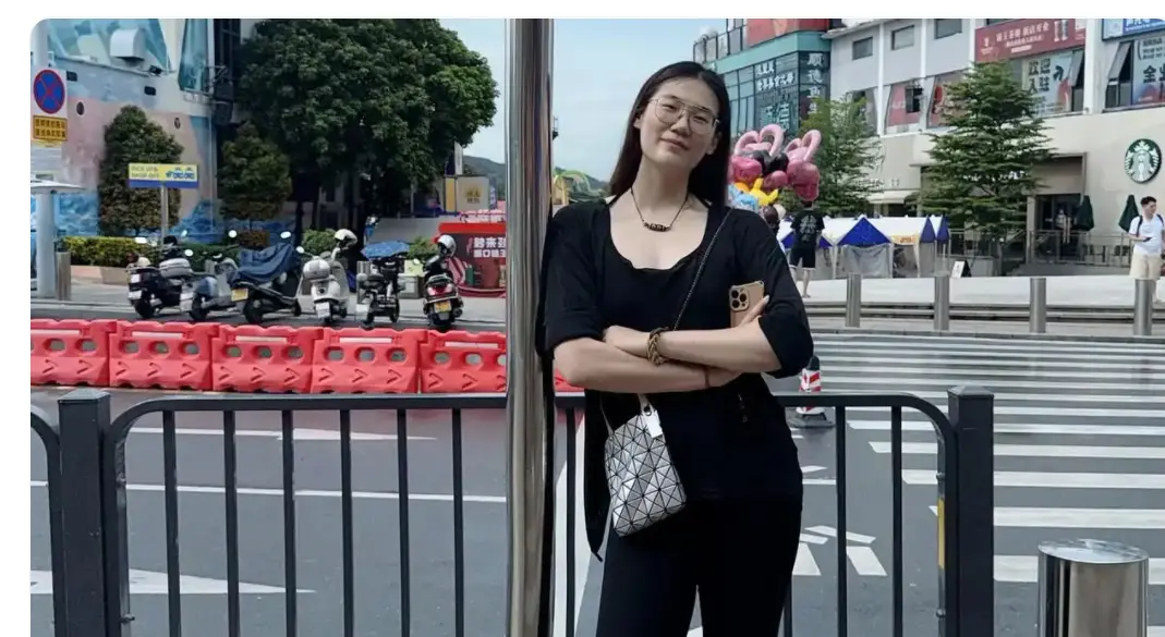 KMAjM, 可俩人身上 KMAjM, 可俩人身上