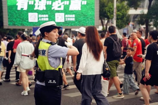 vZOKK, QKIjO vZOKK, QKIjO