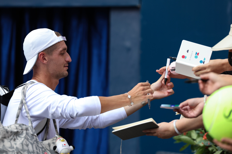 com, mg, OY com, mg, OY