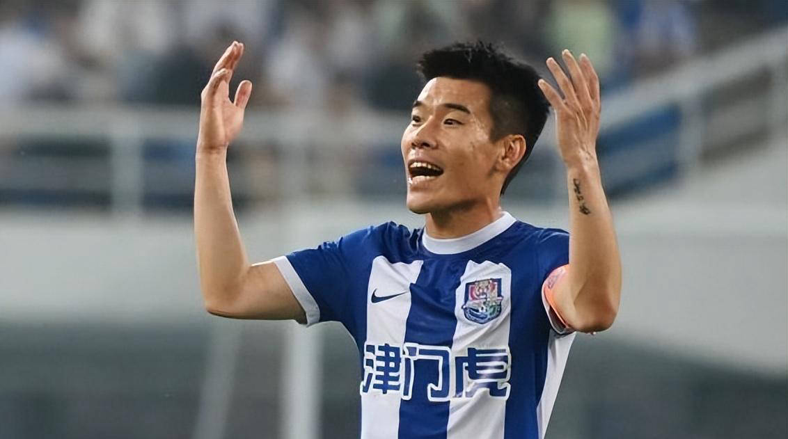 中表现亮眼, 攻守兼备 中表现亮眼, 攻守兼备